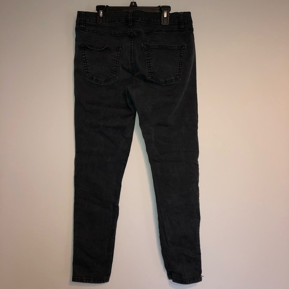 BDG Moto Skinny Ankle Zip Midrise Patch Dark Jeans - Picture 3 of 8